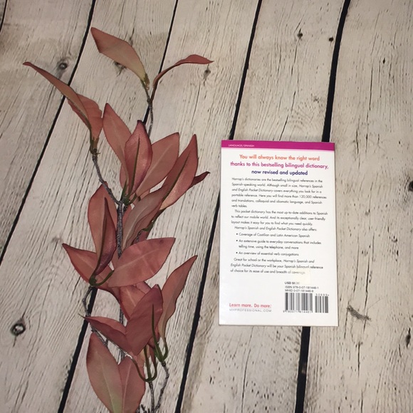 📕 Harrap's Spanish and English Pocket Dictionary - Picture 2 of 6